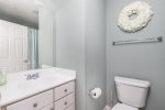 Sunset Island 39 Sunset Island Drive Top Floor Bathroom